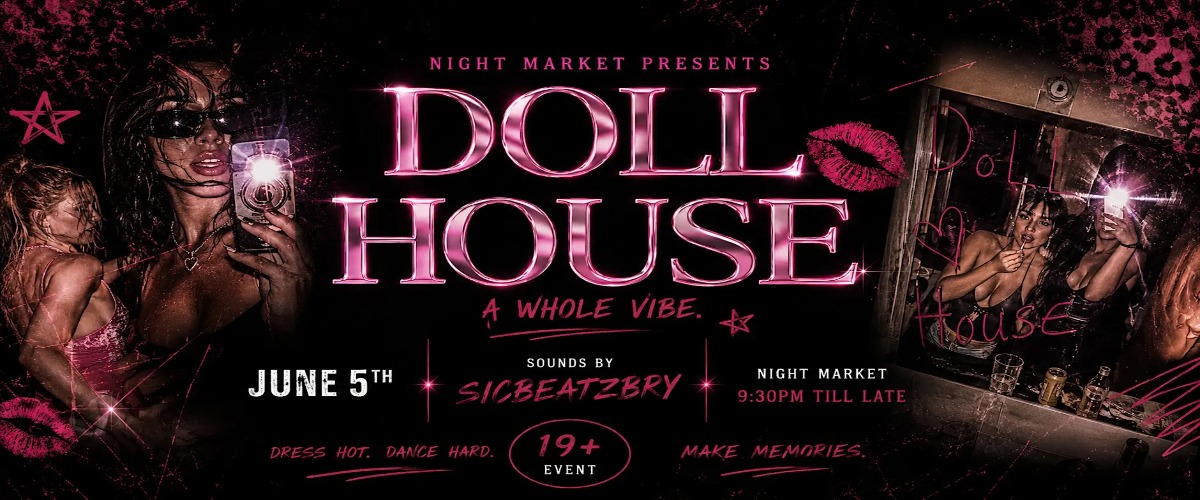 DOLL HOUSE
